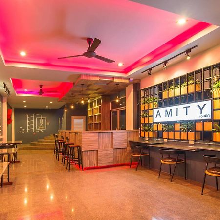 Amity Poshtel Hostel Krabi town Exterior foto